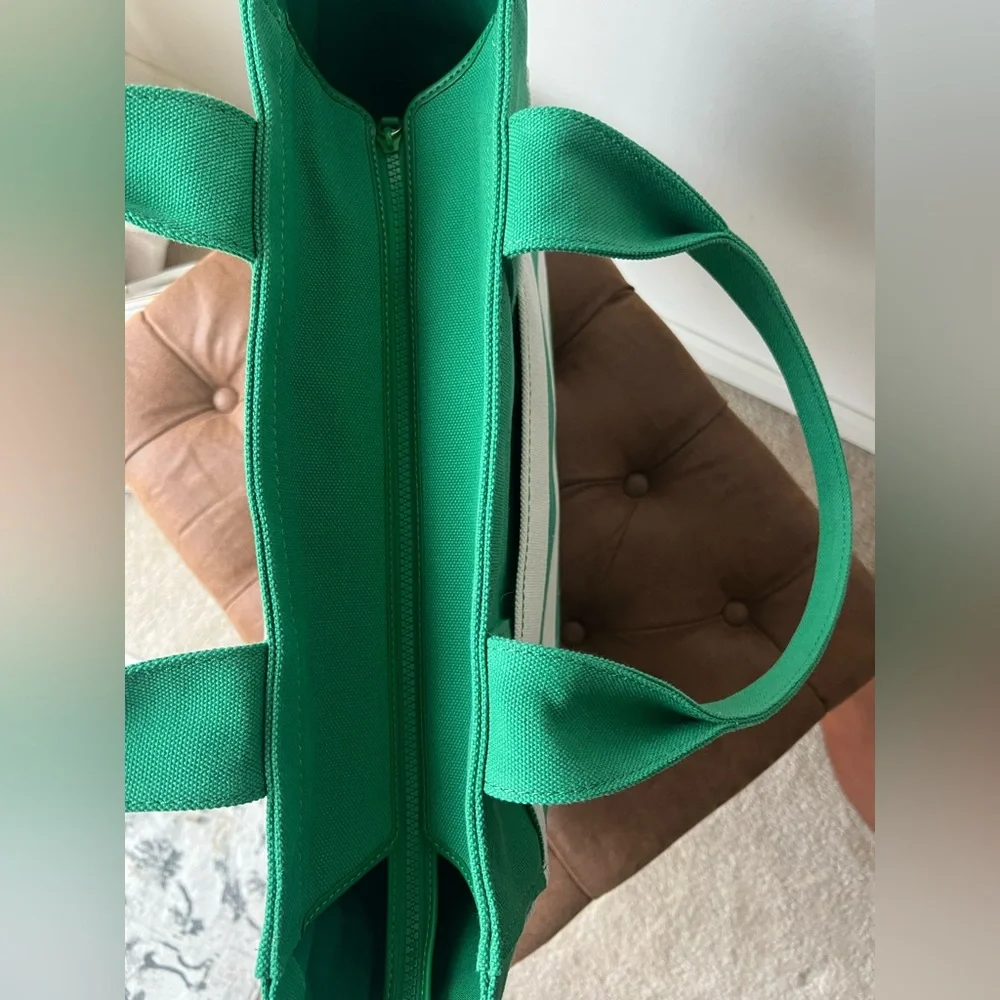 Kate Spade Jett Canvas LARGE Tote in Green Bean Multi #KB695 NWOT - Picture 6 of 14